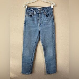 Levi’s Women  Wedgie straight Fit Jeans Size 29 High Rise